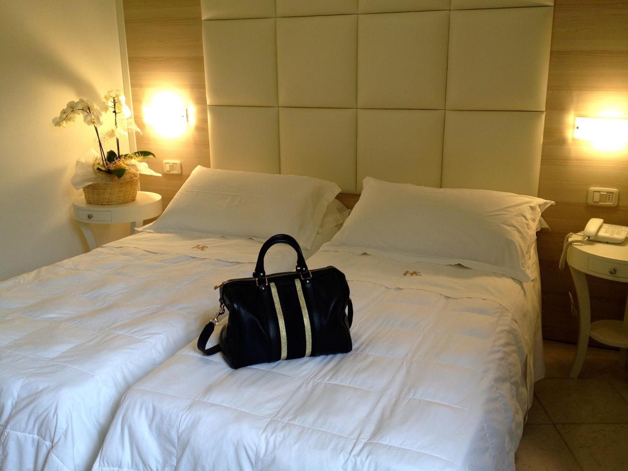 Hotel Rosmarina Марина-ді-Гроссето Номер фото